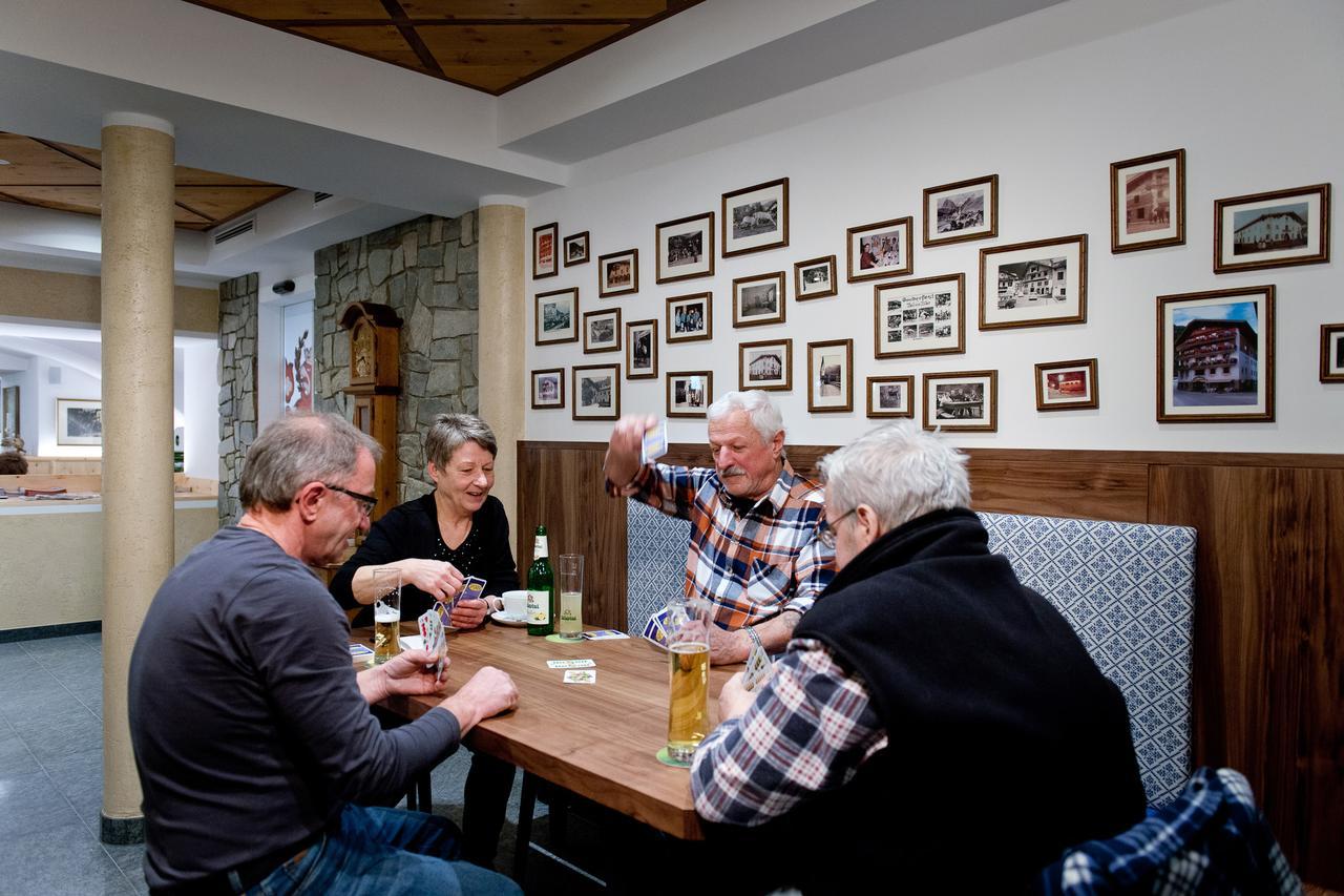 Hotel Neuwirt Zell am Ziller Kültér fotó
