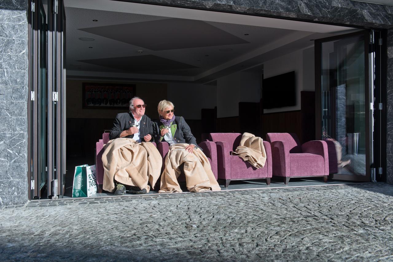 Hotel Neuwirt Zell am Ziller Kültér fotó