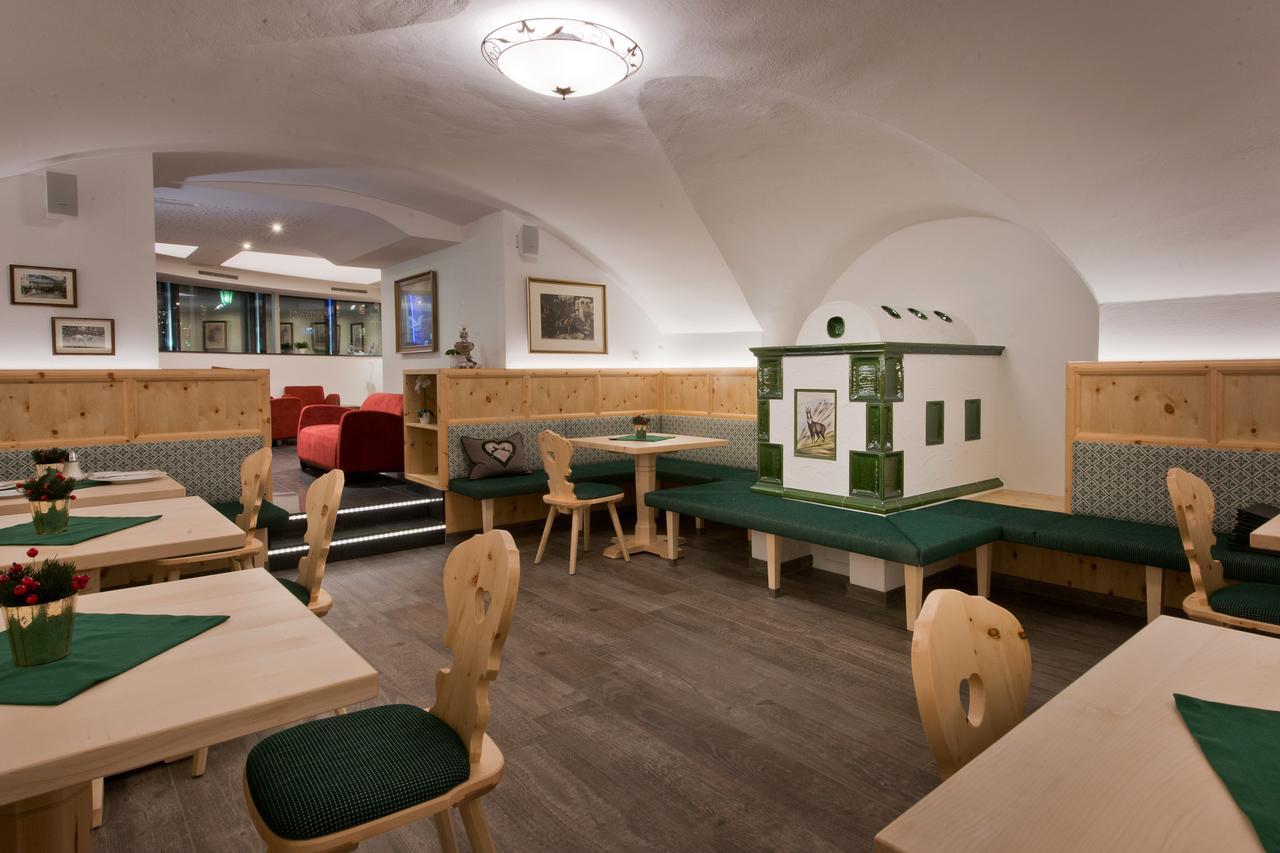 Hotel Neuwirt Zell am Ziller Kültér fotó